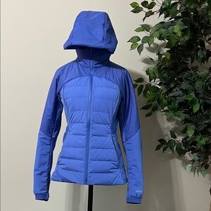 lululemon athletica Women's Vibrant Blue Puffer Jacket
